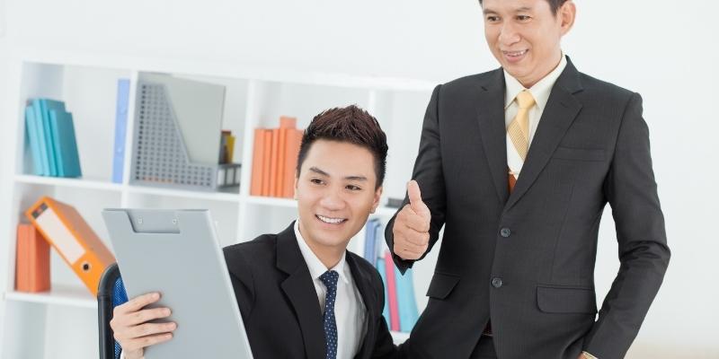 Lời khen liên tục từ sếp trong mơ gây hoang mang