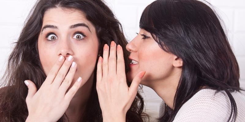 Nhiều đồng nghiệp liên tục nói xấu phản ánh cảm giác cô lập